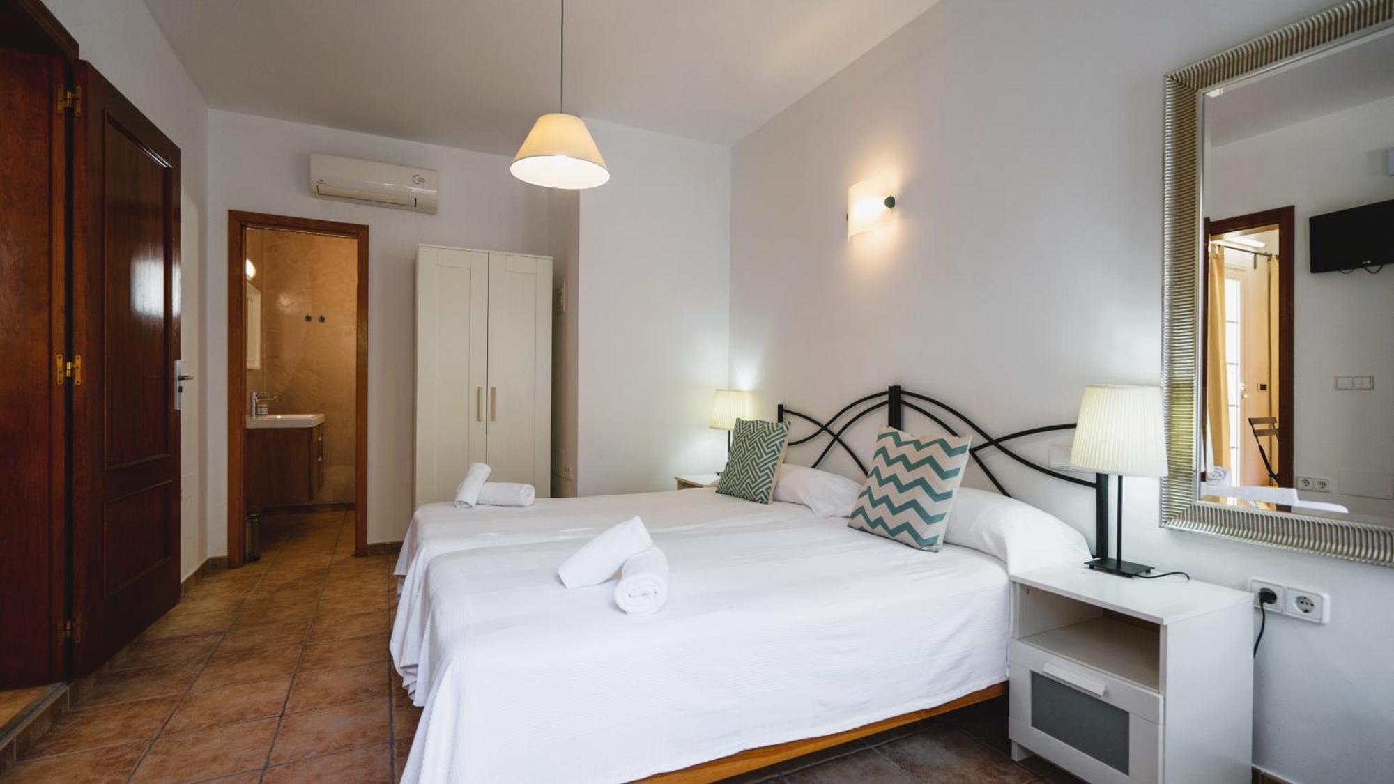 Apartamentos Es Pou - Emar Hotels San Ferran de Ses Roques Extérieur photo